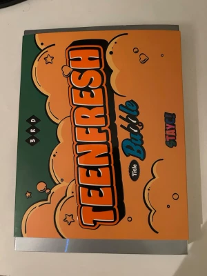 Teenfresh (Bubble) Stayc album - Inclusions in last pic No pcs!  In good condition has been in my shelf since it came out so I want to sell it to someone who wants it 🩷 Tags: Stayc Isa J Sieun Seeun Yoon Sumin Kpop Album Kpopalbum