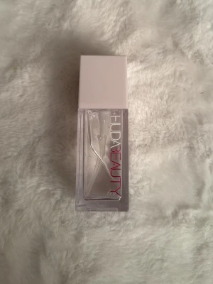Huda Beauty Water Jelly Primer - Använd få gånger 