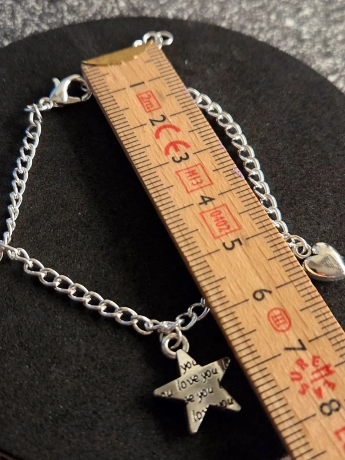 Silverfärgat armband med berlocker Rostfritt Stål  - 2