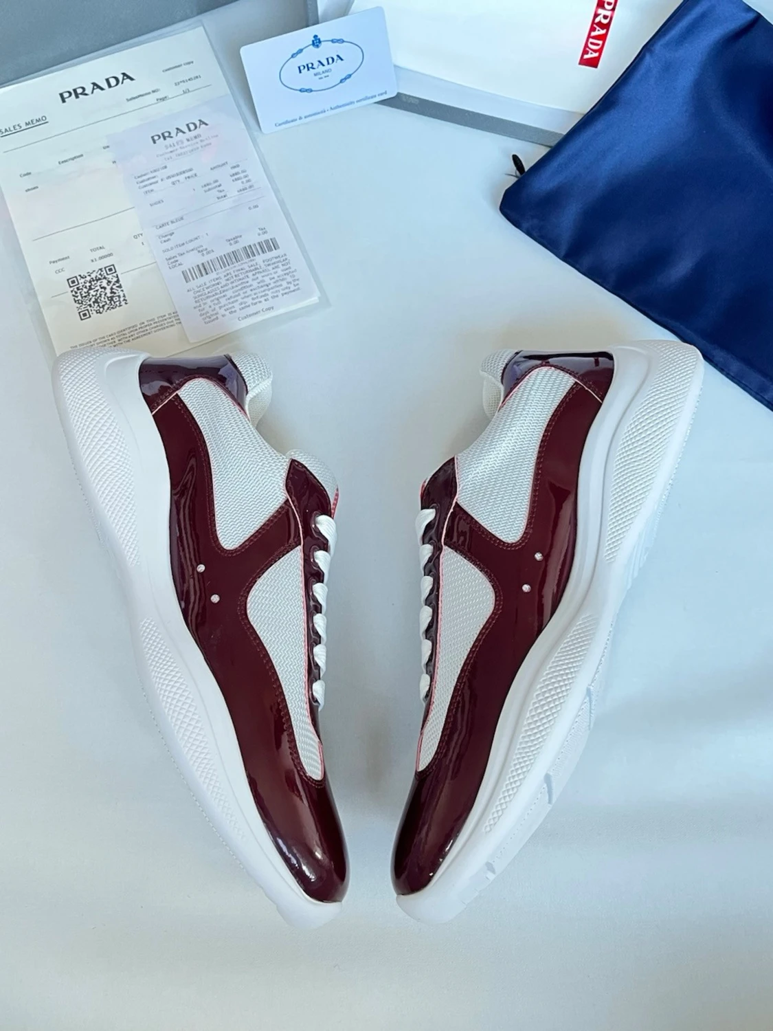 Prada sneakers vinröd och vit - 2