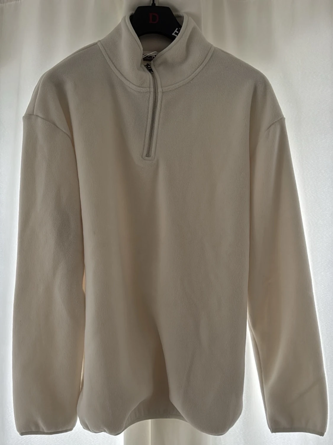 Beige fleece-tröja med halv dragkedja