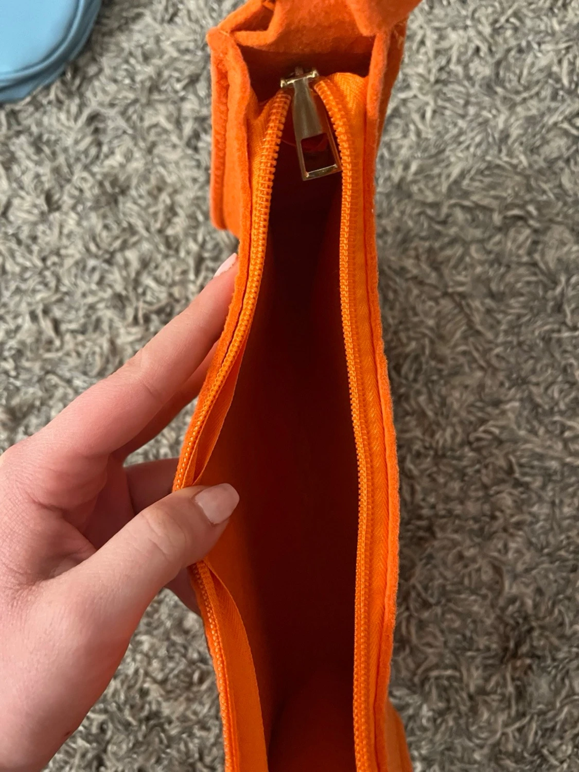 Färgglada axelväskor - 2