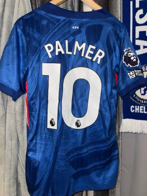 Chelsea FC tröja - En väldigt fin Chelsea FC tröja med Palmer på ryggen i storlek S!
