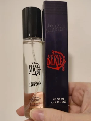 Jean Paul Gaultier Ultra Male - Jean Paul Gaultier Ultra Male Perfume. 33ml bottle. New! A great winter/fall fragrance. Felmärkt edp på flaska. Detta är en EDT.