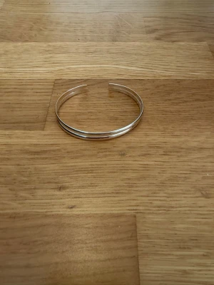 Armband silver - Armband i äkta silver från guldfynd, nypris 1200kr