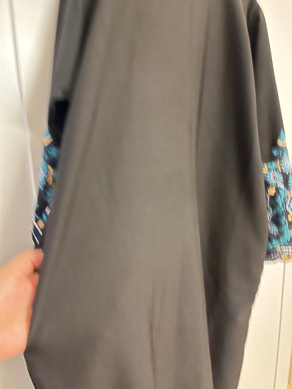 Abaya med brodering - 4