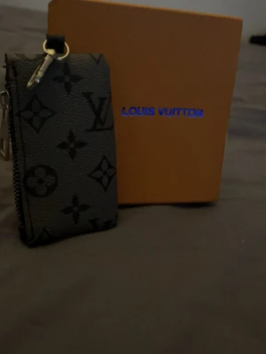 Accessoar  - Snygg accessoar vid några funderingar är det bara att höra av sig :)