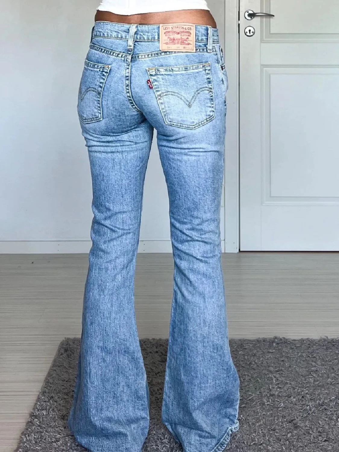 Levis