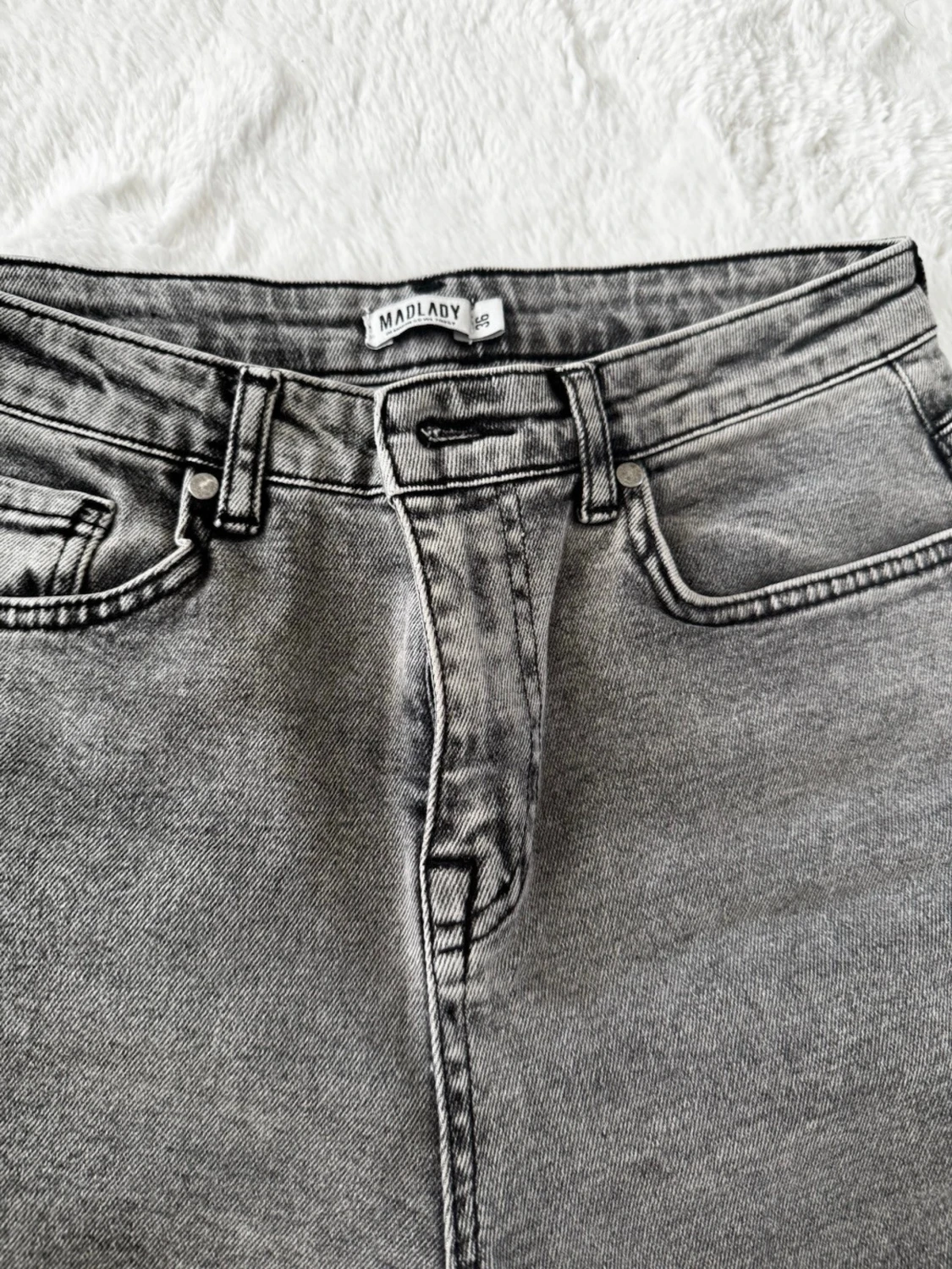 Grå raka jeans från Madlady - 1