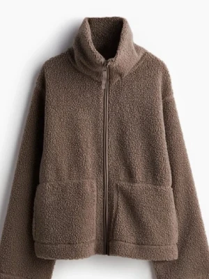  Teddyjacka hm - Snygg Teddyjacka i brun från hm som inte säljs längre ! 💗 Jackan är i använt skick men inte så nopprig. Storlek M ! 