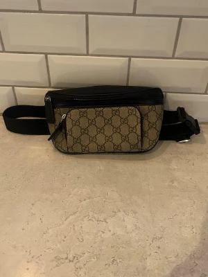 GG axelväska - Helt ny aldrig använd, riktig fräsch väska nu till sommaren 🌴 vid frågor dm!