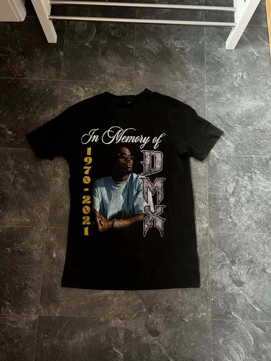 Svart tröja med tryck - 1