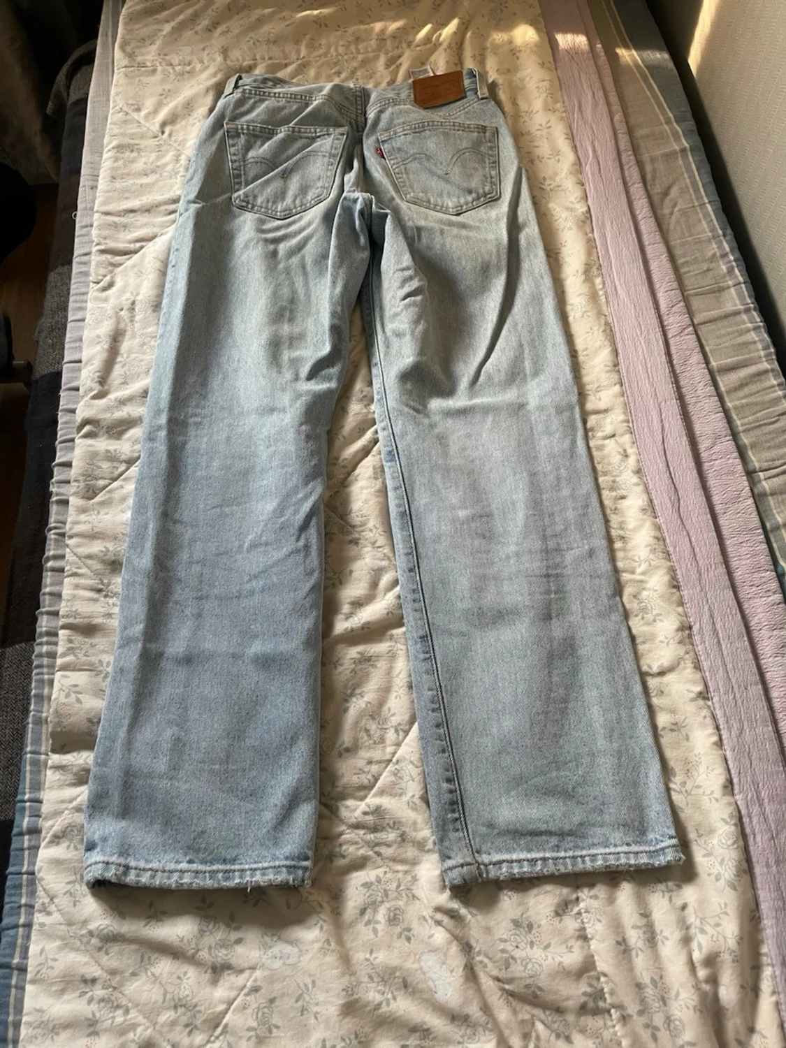 LEVIS Ljusblå raka jeans