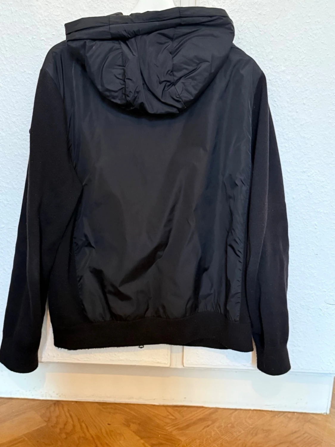 Svart j Lindeberg cardigan/jacka - 1