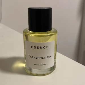 Essence Carashmellow  - Jättegod & endast testad några gånger.  