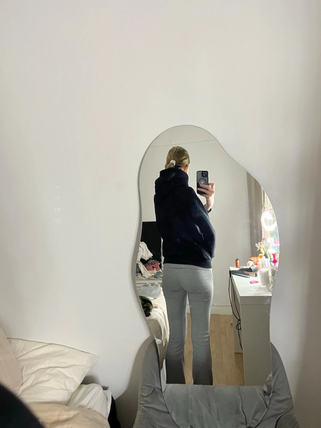 Svart hoodie Peak Performance S - 2