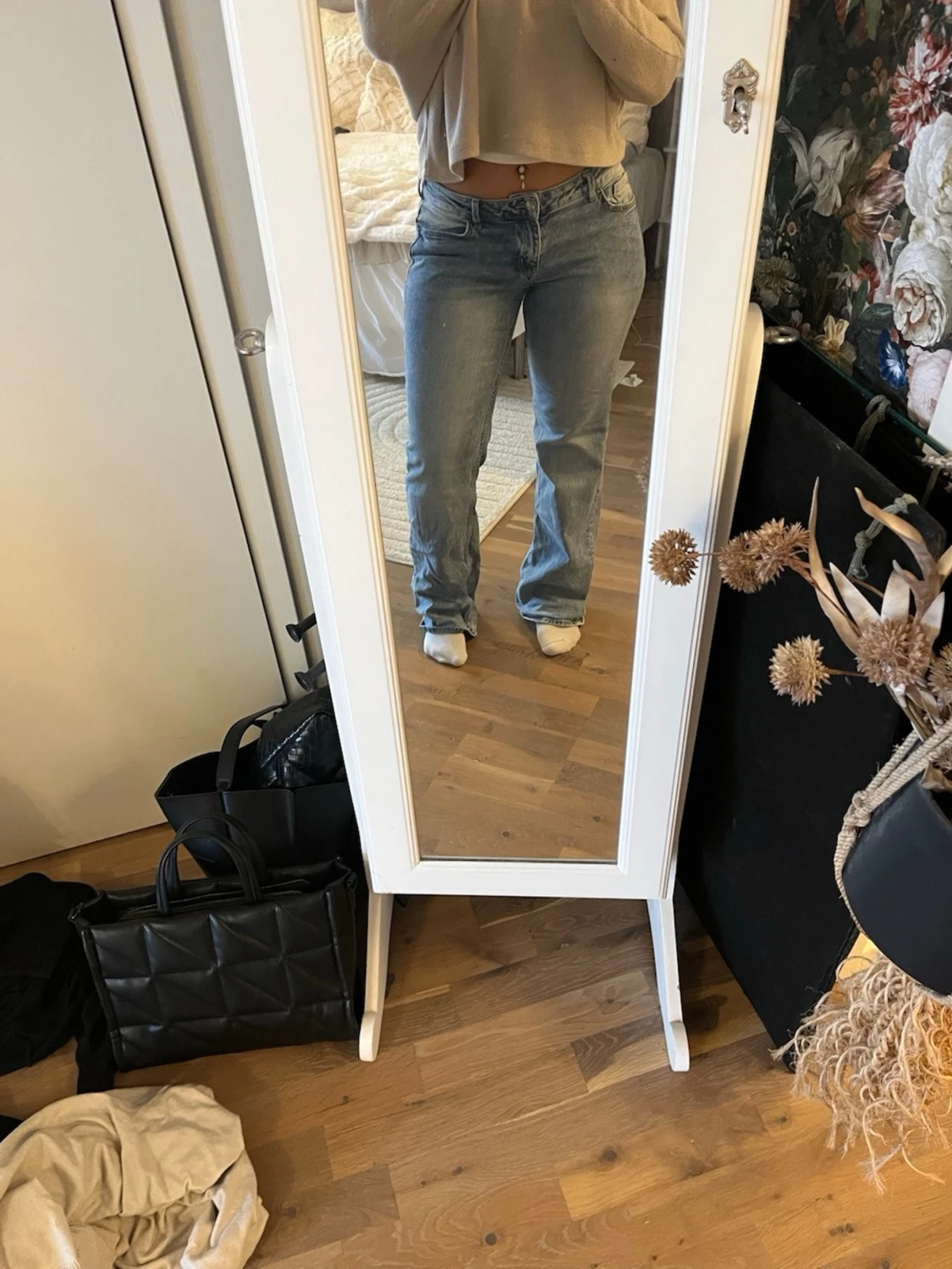 Ljusblå bootcut jeans - 2