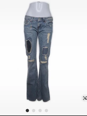 True religion jeans - Säljer dessa super coola true religion jeansen då dom tyvärr var för små för mig