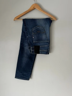 Blå Replay Hyperflex jeans  - Blå Replay Hyperflex jeans  | Storlek 31/30 | Myckrt bra skick!