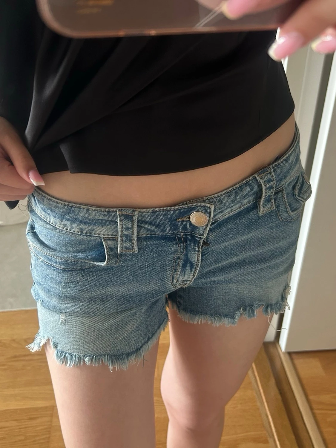 Ljusblåa jeansshorts