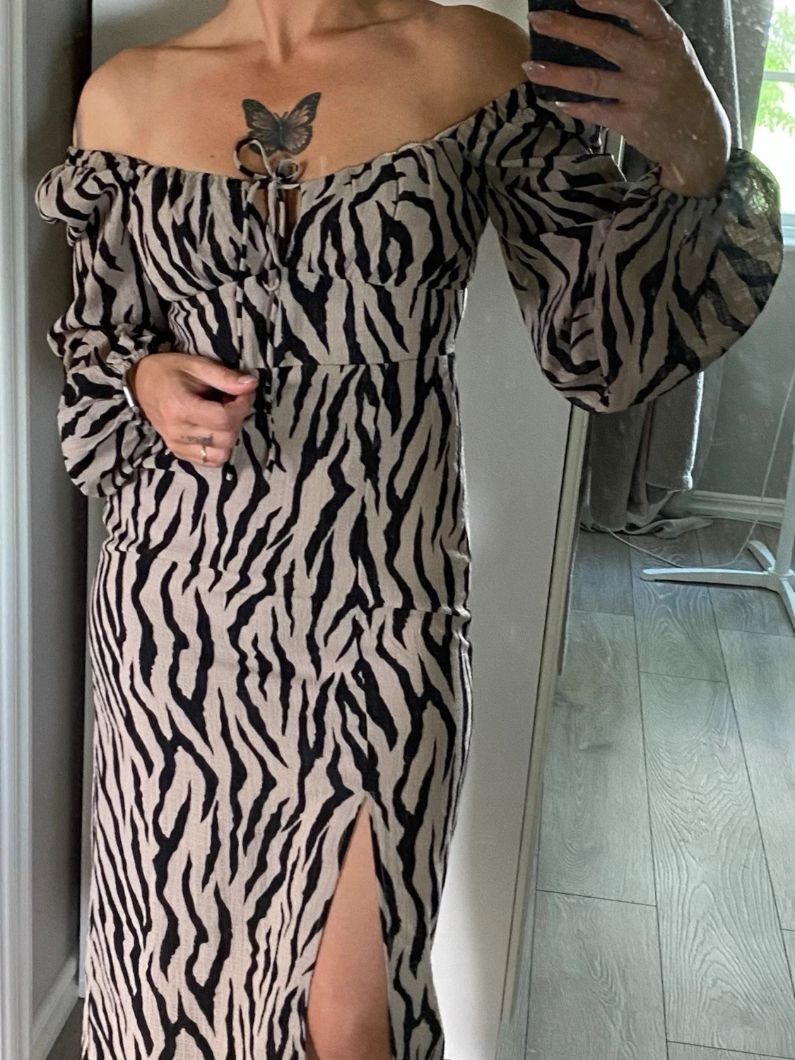 Gina Tricot zebra klänning 36 - 3