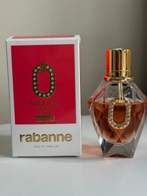 Rabanne Million Gold for Her Pure Diamonds Edp - 50 ml (ca 35 ml kvar) Nypris: 1450kr