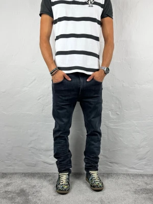 Replay jeans  - Ett par riktigt snygga jeans från Replay i storlek W31 L32 i modellen Jondrill 