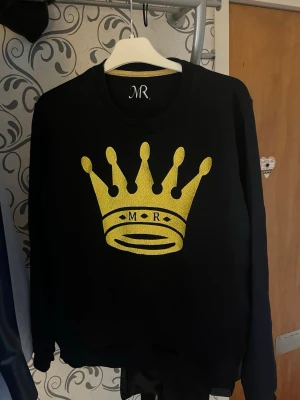 Mr originals träja - Mr originals sweatshirt. Väldigt bra skick. Bara att höra av vid intresse☺️.