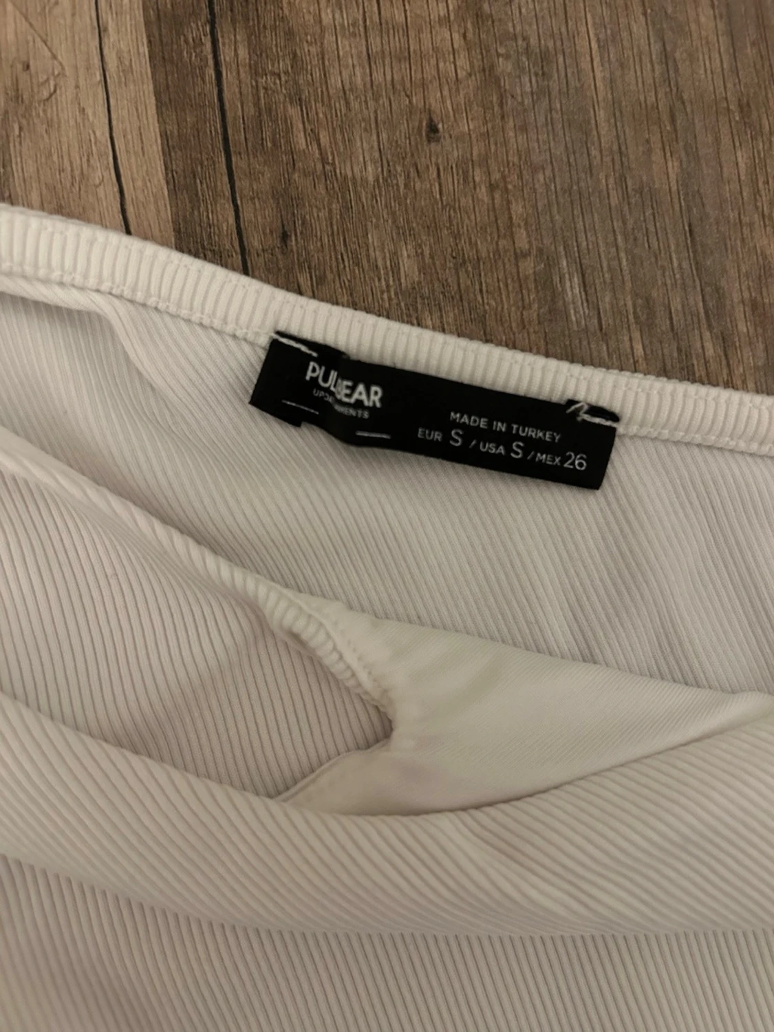 Vit oneshoulder ribbad topp från Pull & Bear - 2