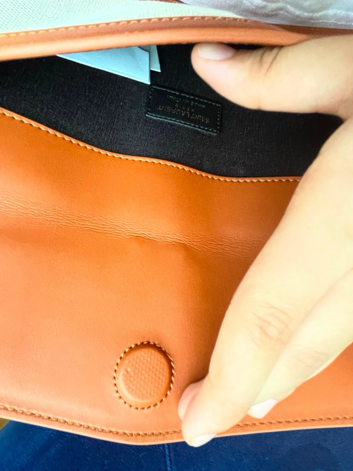 Beige kuvertväska med bruna detaljer - 5