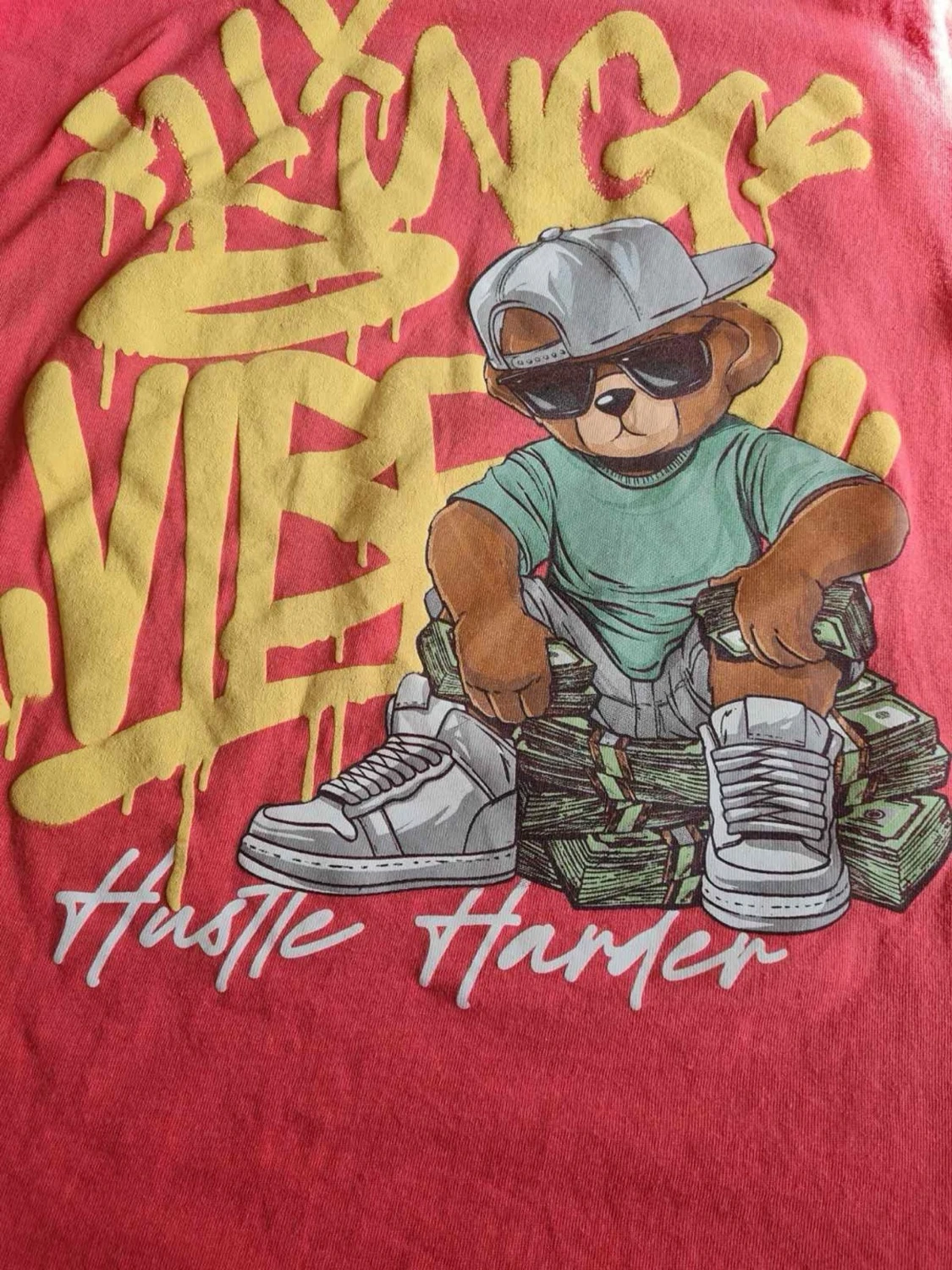 Röd t-shirt med street art-tryck strl S - 3