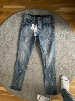 Purple brand jeans w33 p002 - Nya purple brand jeans. Strlk w33. Blå