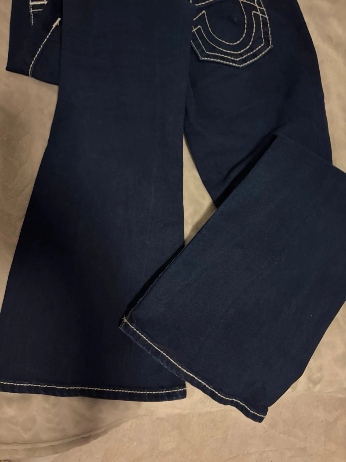 Mörkblå bootcut jeans True Religion - 4