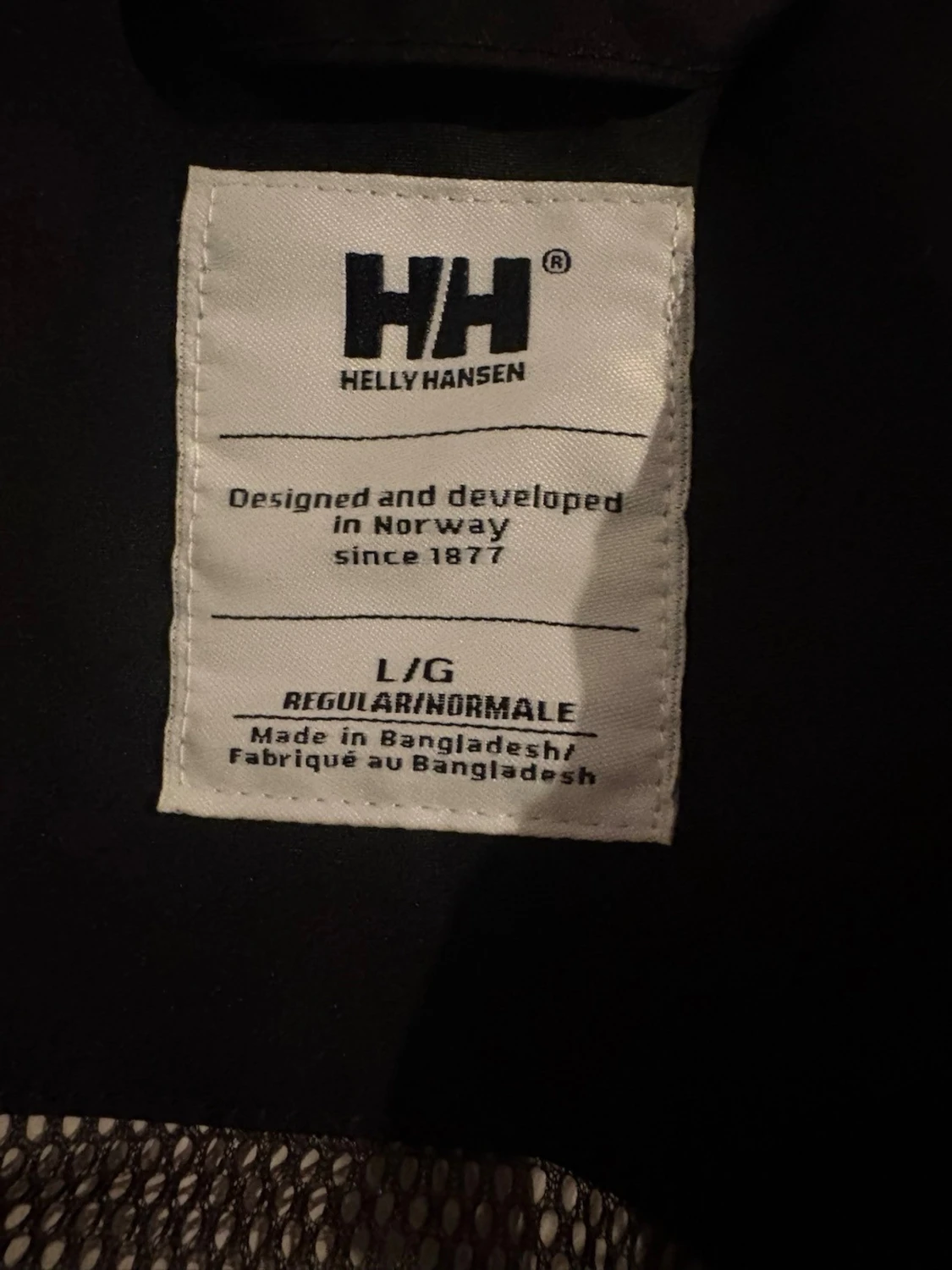 Svart vindjacka från Helly Hansen - 1