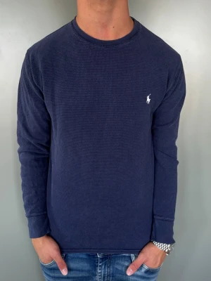 Ralph Lauren Crewneck - Strl - S | Skick - 10/10 | Nypris - ca 1500kr | Vid minsta lilla fundering är det bara att höra av sig!