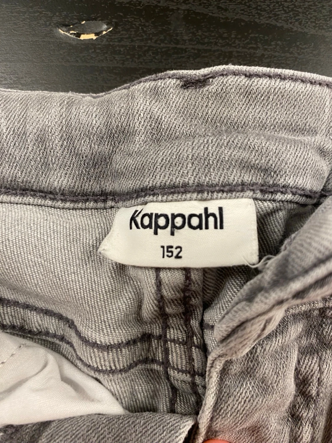 Gråa raka jeans med fickdetalj - 2