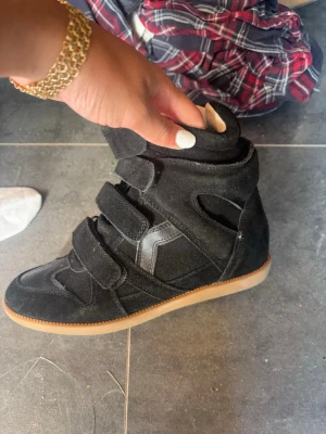 Isabel Marant  liknande skor - Isabel Marant liknande skor, knappt använda.