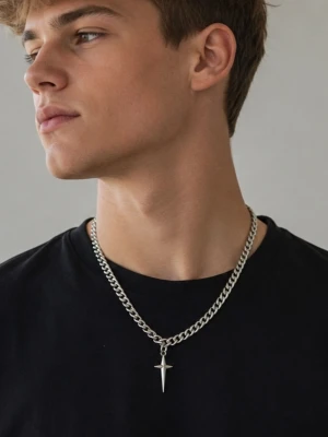 Halsband för herr/unisex  - Halsband för herr/unisex – längd 50 cm, med en minimalistisk detalj. Tillverkat av rostfritt stål.