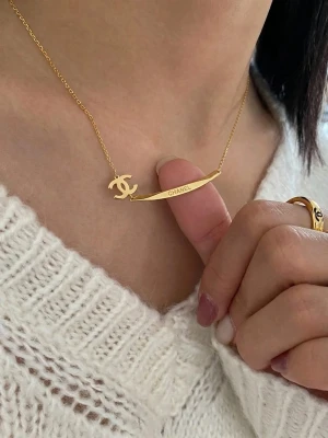 halsband - Helt nytt guldpläterat CC halsband 💛