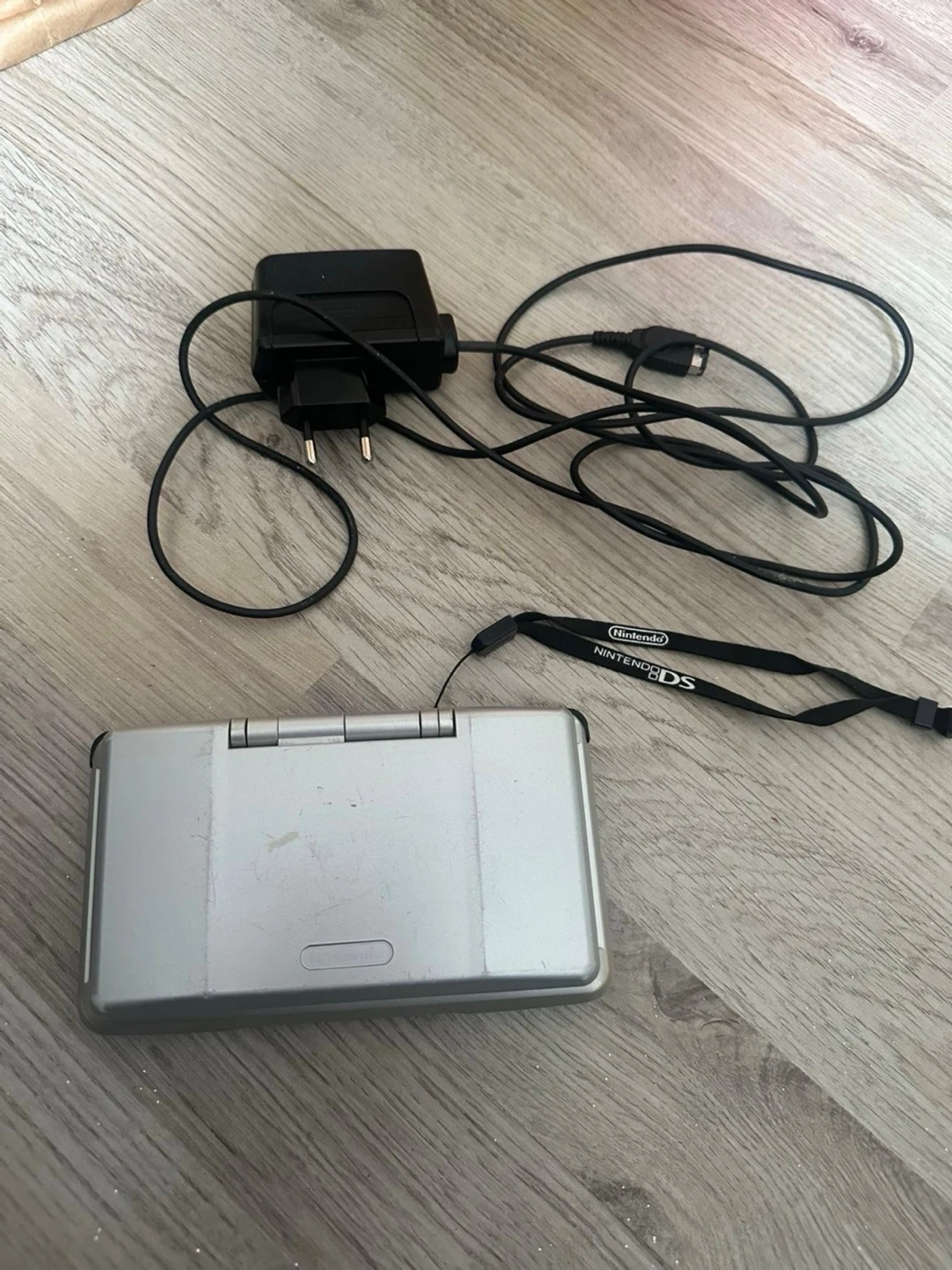 Nintendo DS silver med laddare - 1