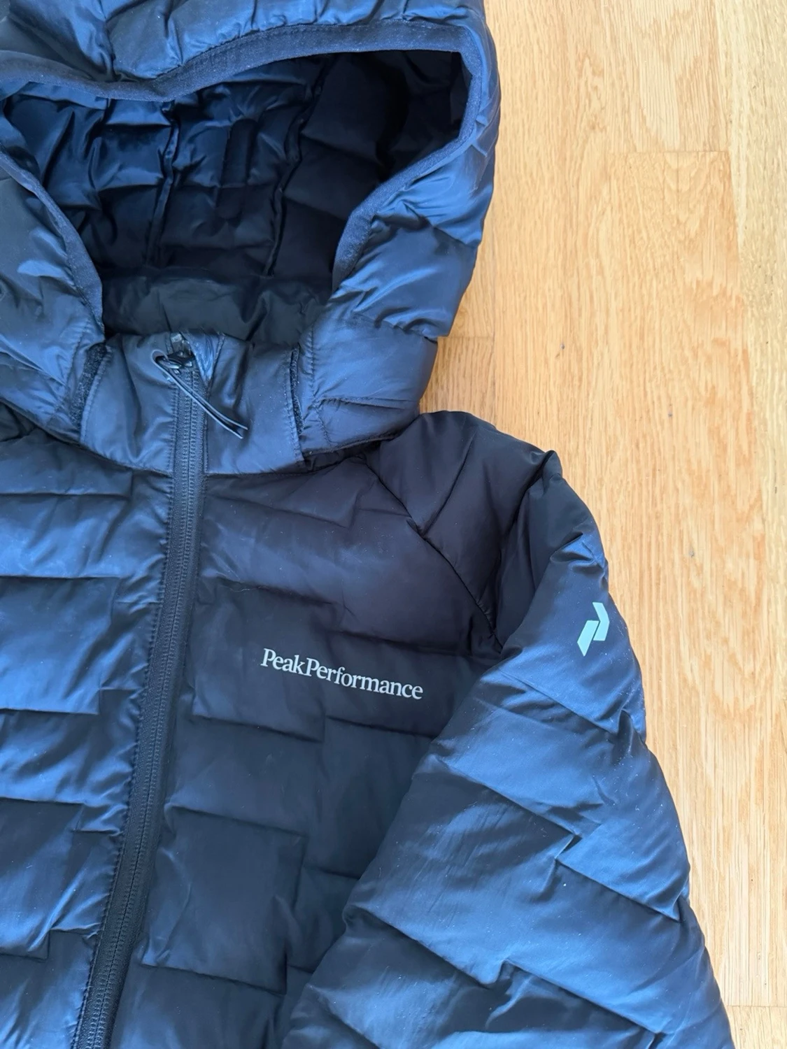 Peak Performance Jr Argon Light Hood Jkt - 1