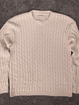 Stickad tröja  - Säljer killens tröja från Lindex då den blivit för liten, skriv om du har fler frågor 💗 