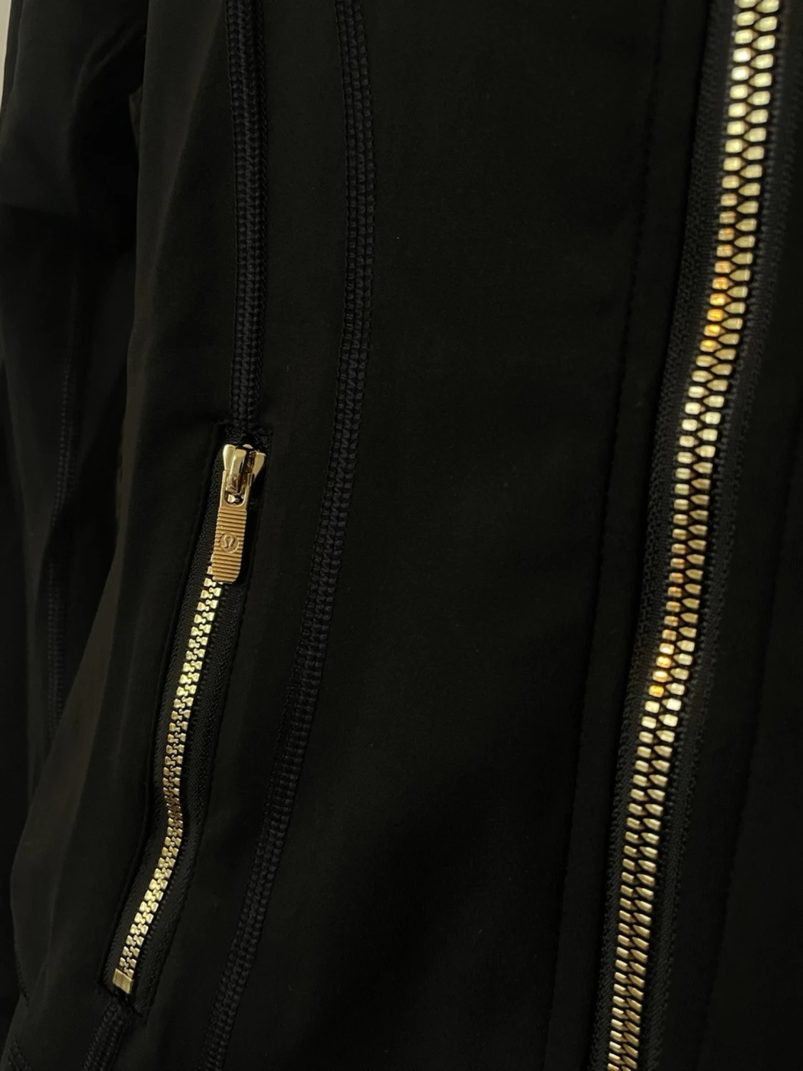Lululemon xs/ 6 - 1