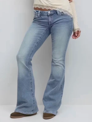 Low waist jeans Gina tricot  - Jeans från Gina 14+💗säljer pågrund av att de ej kommer till användning längre💕pris kan diskuteras