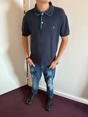 AMISU Jeans CO. - AMISU Jeans CO. Herr|Pris:199kr|Storlek:31/31 modell:175 cm|Skick:Mycket bra, 9/10|Hör av dig vid minsta lilla fundering eller fråga|