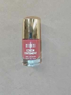 Milani Color Statement nagellack rosa - Nagellack från Milani Color Statement. Knapp använd