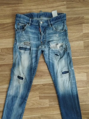 Dsq2 jeans  - Dsquared2 jeans haru några frågor kom privat 