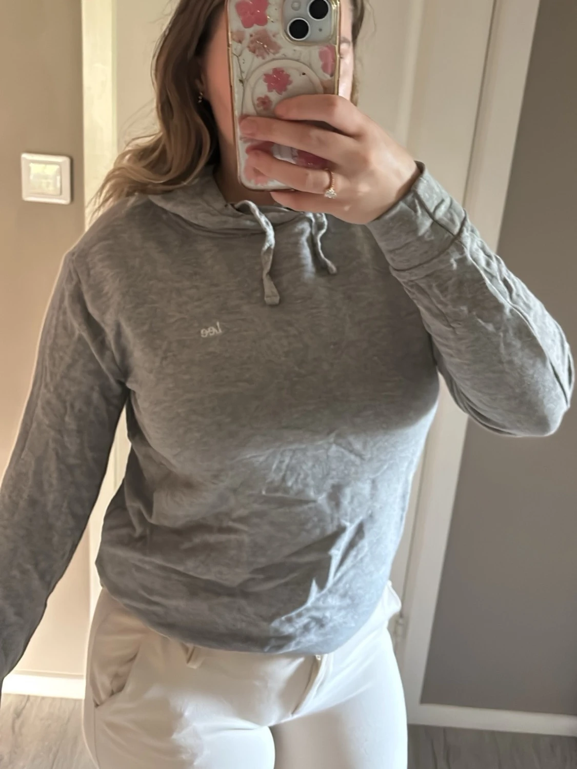 Grå lee hoodie 