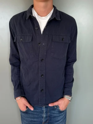 Lindbergh Overshirt - Storlek: L | Skick: 10/10 | Nypris: Ca 1399kr