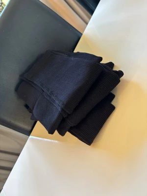 Leggings  - 3 par svarta leggings, använda en del men bra skick 💋 ▪️ TikTok - ginise   
